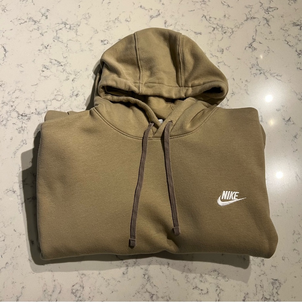 Nike Men's Sportswear Club Fleece
Hoodie Tan Size XXL - Picture 10 of 10